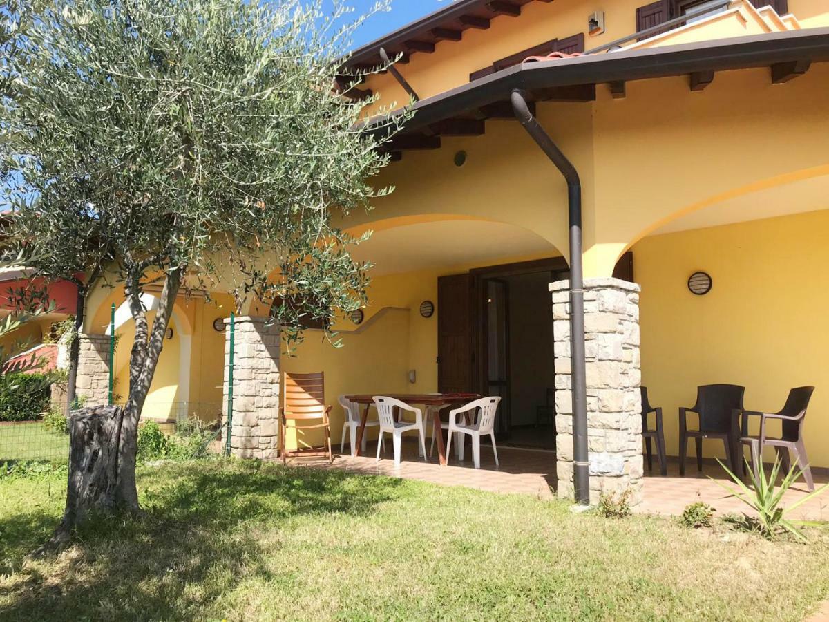 Villa The Sweet Rose With Pool Manerba del Garda Buitenkant foto