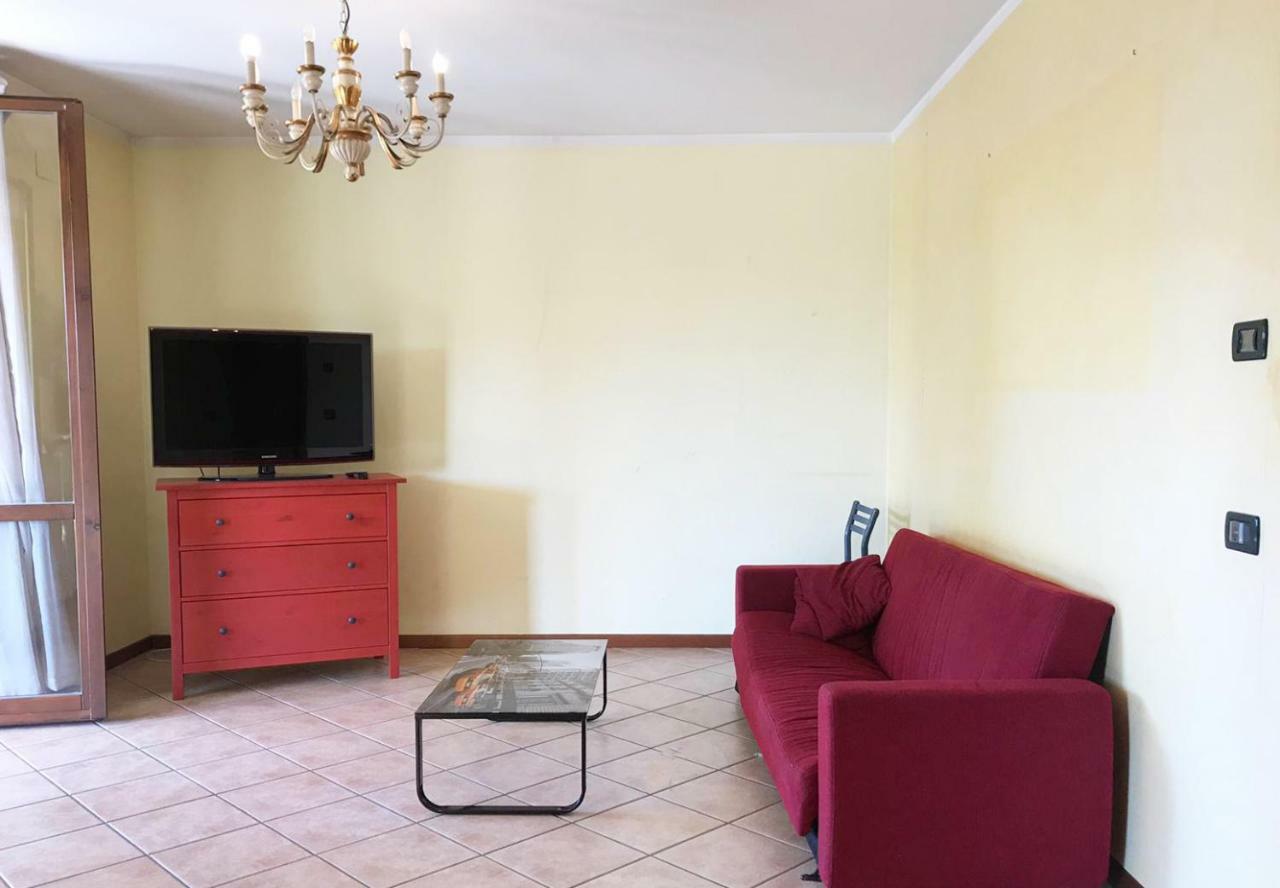 Villa The Sweet Rose With Pool Manerba del Garda Buitenkant foto