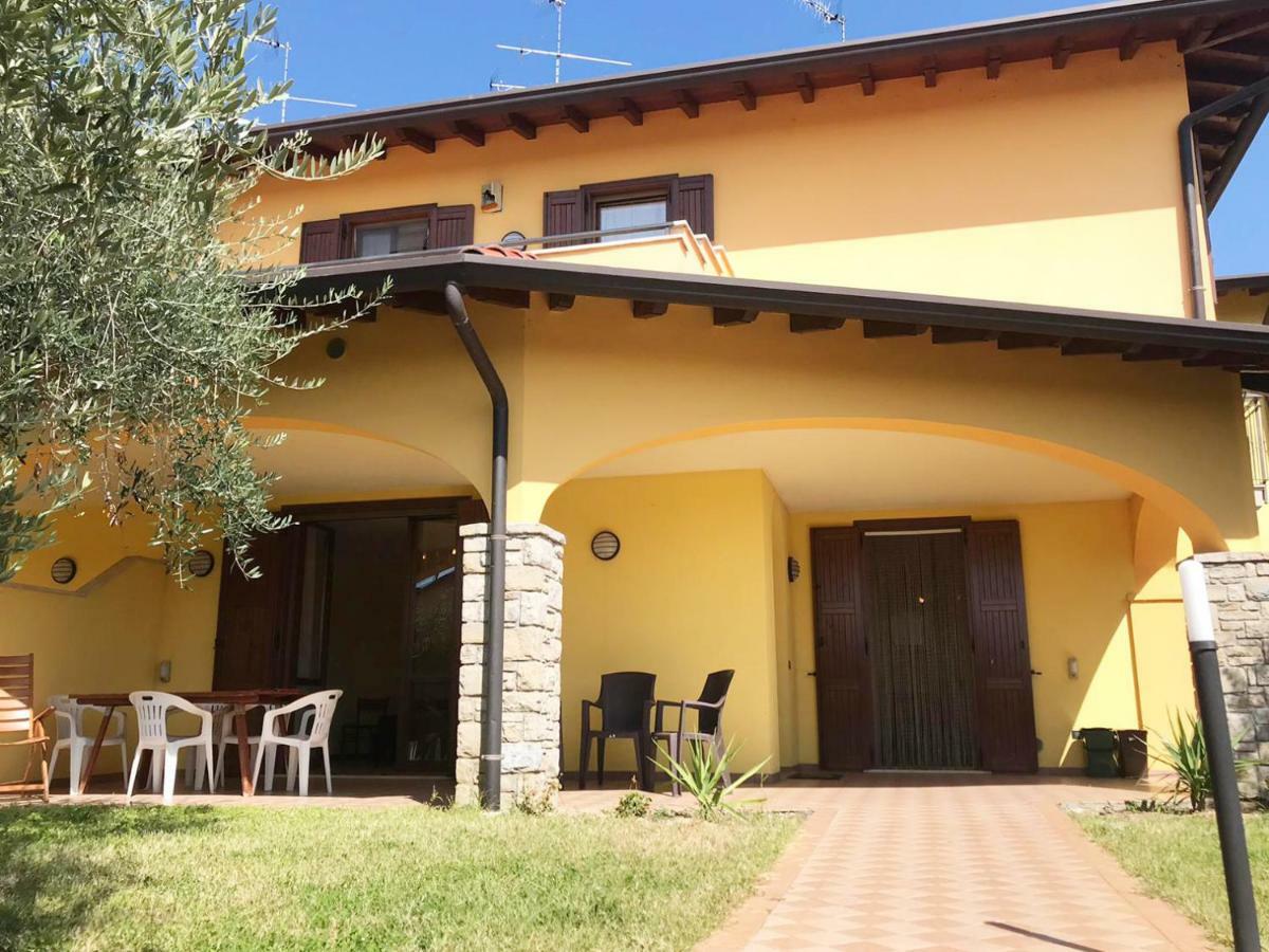 Villa The Sweet Rose With Pool Manerba del Garda Buitenkant foto