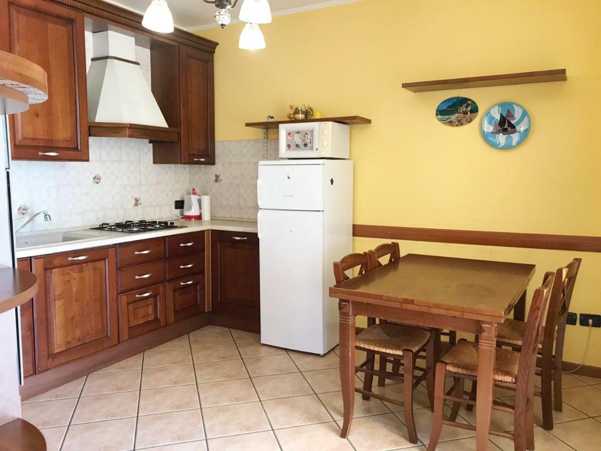 Villa The Sweet Rose With Pool Manerba del Garda Buitenkant foto