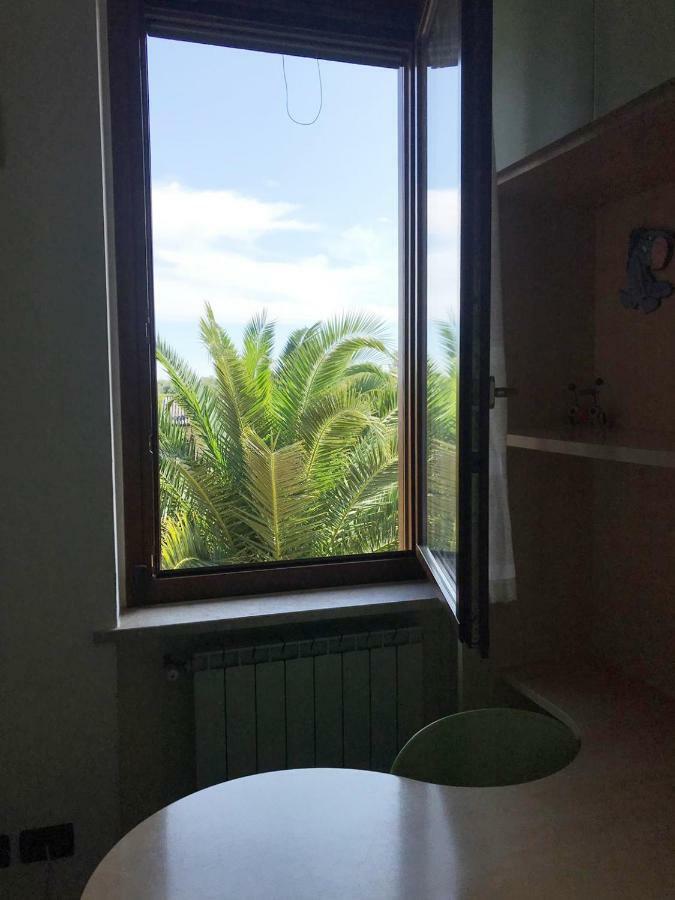 Villa The Sweet Rose With Pool Manerba del Garda Buitenkant foto